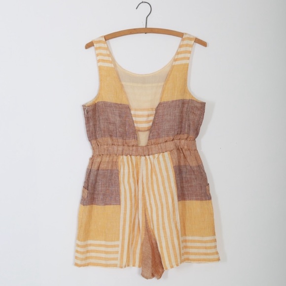 Anthropologie linen romper - Picture 3 of 12